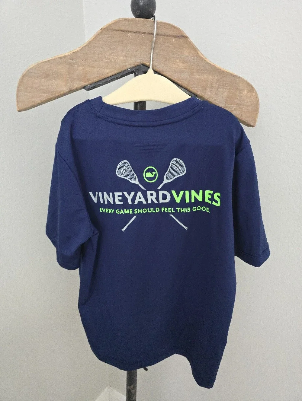 Vineyard Vines Navy Tee with Lime Accent Boys Size 5